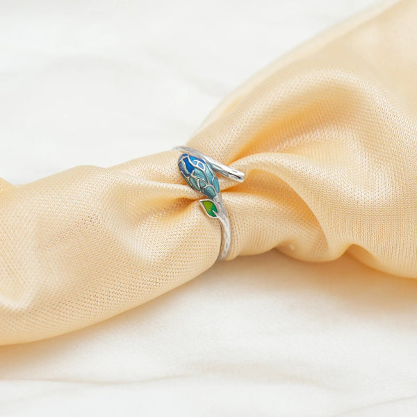 925 Silver Serpent Sheen Minimal Ring