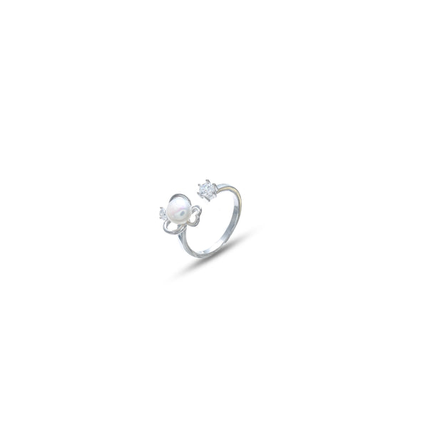 Tassya Pearl Elegance Ring – Classic 925 silver ring with lustrous pearl, ideal for timeless charm and graceful styling.