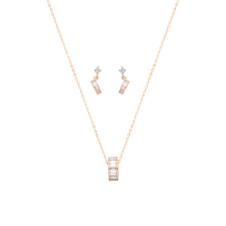 Tassya Rosegold Baguette Sparkle Pendant – 925 silver chain with classic baguette stones, perfect for elegant festive wear.