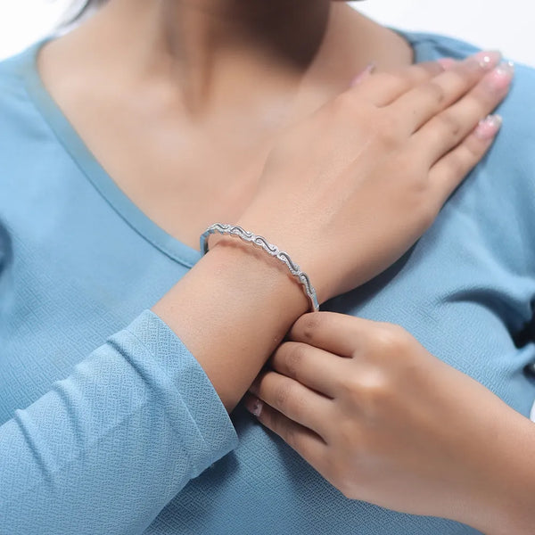 Silver Diamond Flow Kada