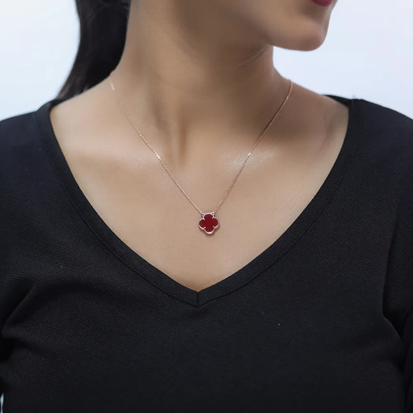 Rosegold Crimson Clover Chain Pendant