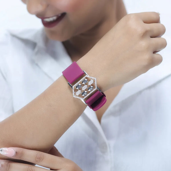Silver Crimson Honeycomb Timepiece
