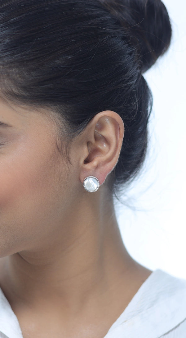 Silver Pearl Earrings