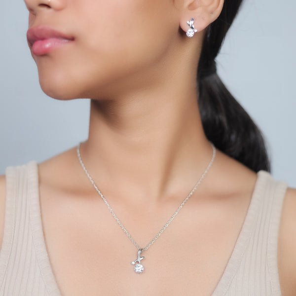Silver Floral Bloom Chain Pendant Studs