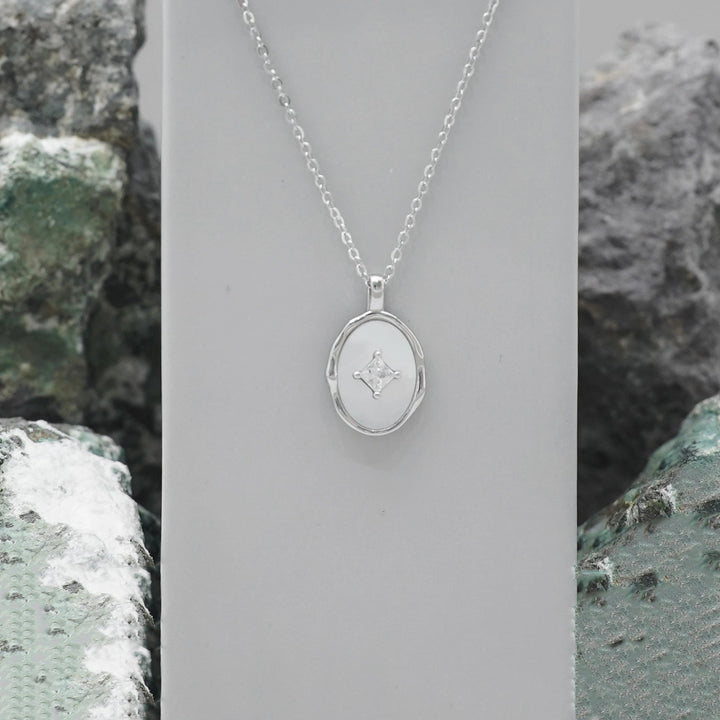 Tassya Silver Celestial Reflection Pendant – 925 silver chain with moon and star charm, ideal for cosmic-inspired style.