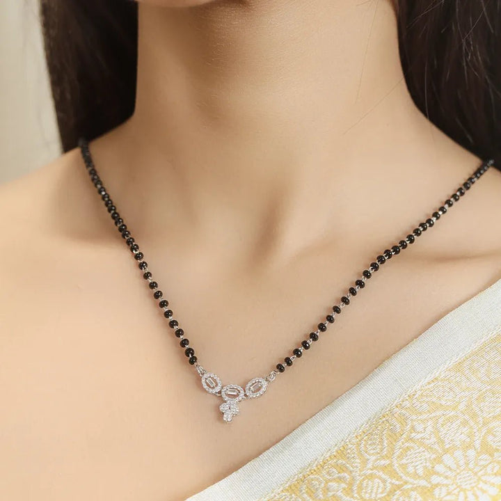 925 Sterling Silver Blooming Love Mangalsutra For Women - tassyasilver.com