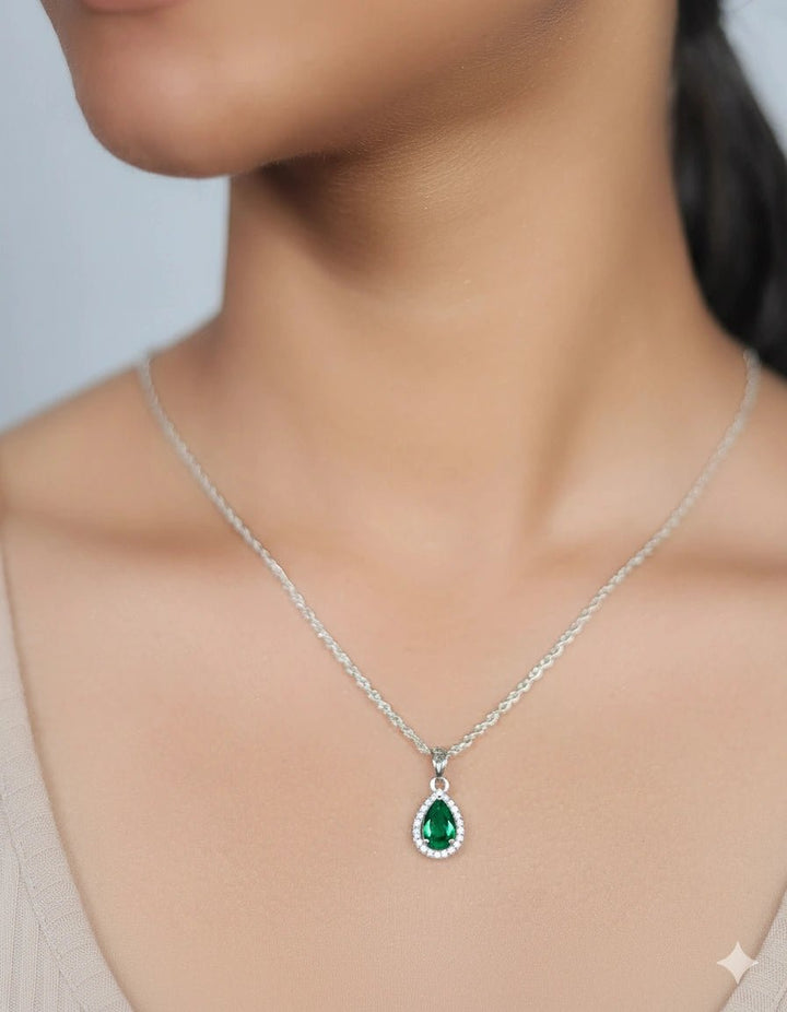 925 Sterling Silver Emerald Drop Chain Pendant For Women - tassyasilver.com
