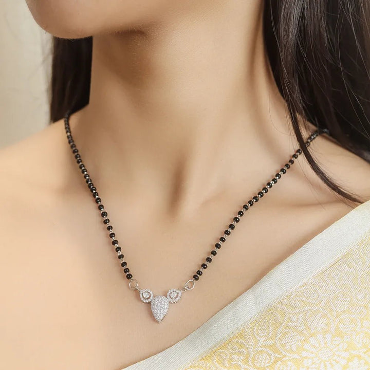 925 Sterling Silver Pear Shaped Mangalsutra For Women - tassyasilver.com