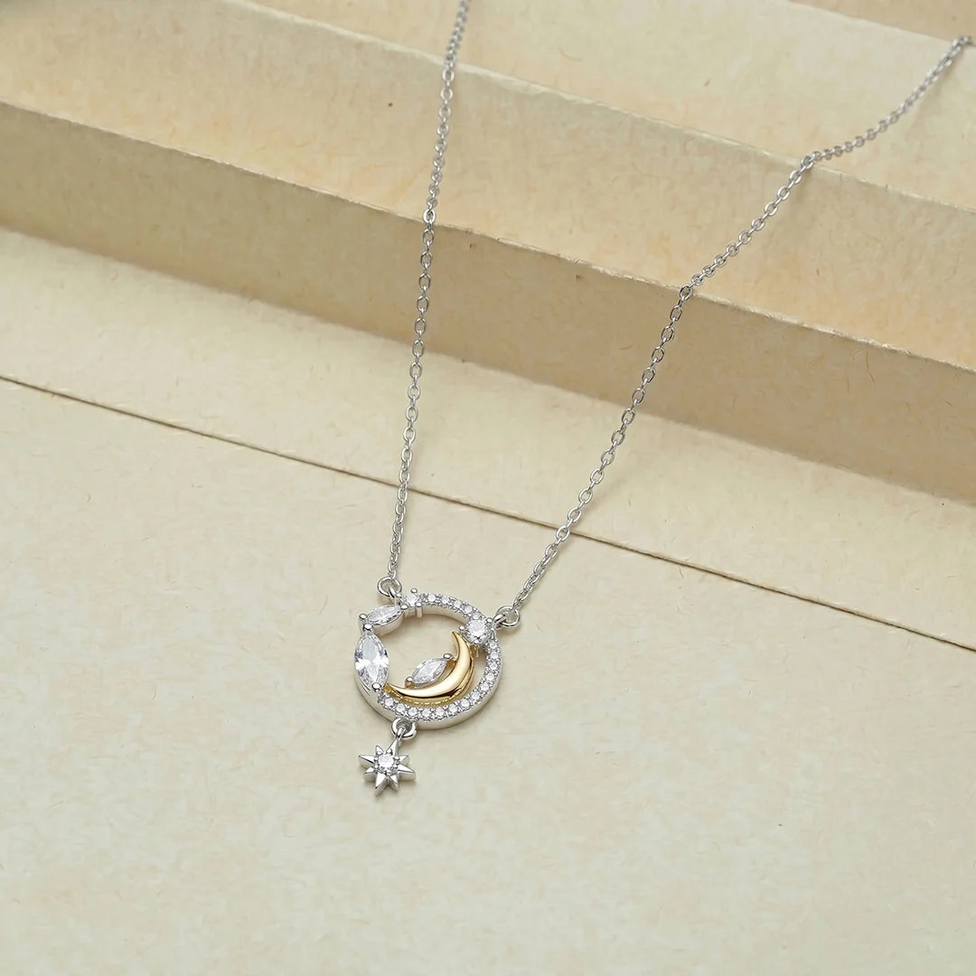 925 Silver Moonlit Heart Chain Pendant