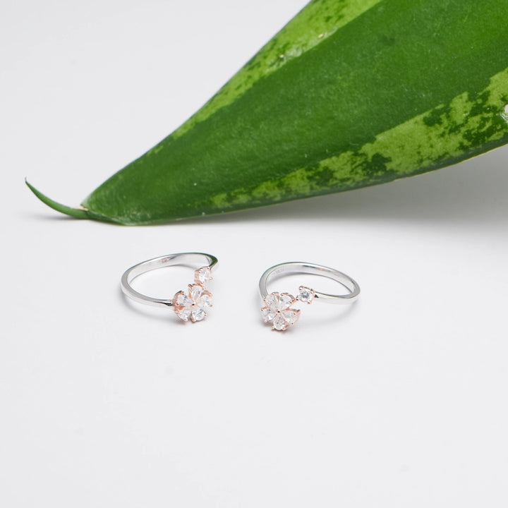 Crystal Petal Charm Toe Rings - tassyasilver.com