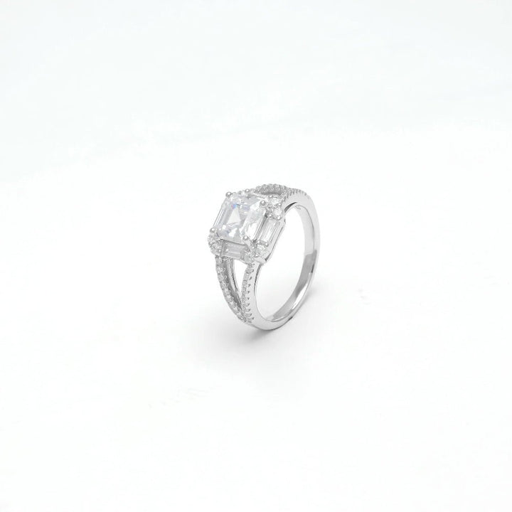 Elegant Cubic Centre Ring - tassyasilver.com