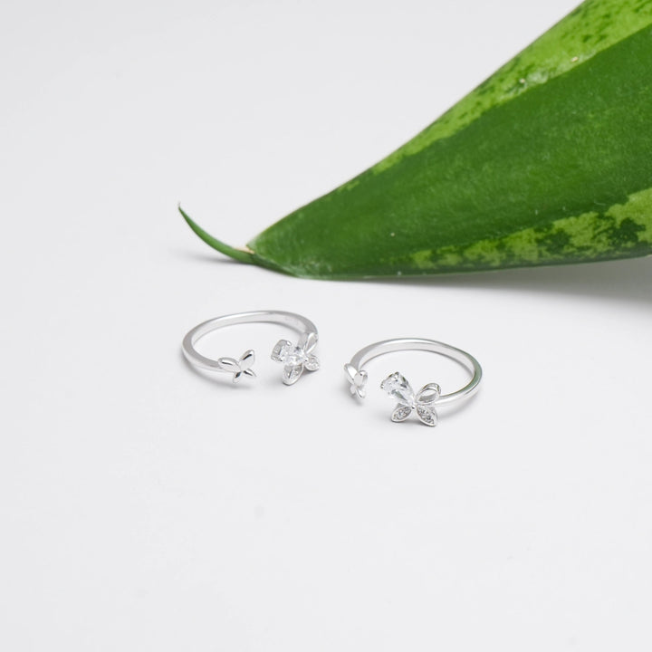 Frosted Butterfly Whisper Toe Rings - tassyasilver.com