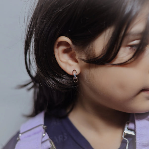 Tassya Silver Midnight Link sterling silver stud earrings