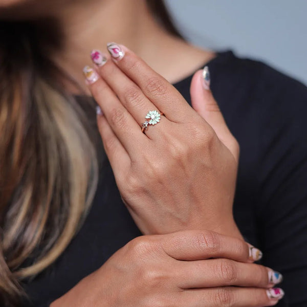 Rose Gold Green Daisy Bee Ring - tassyasilver.com