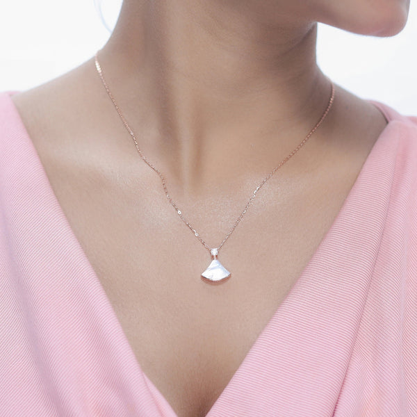 925 Silver Rosegold Pearl Fan Elegance Chain Pendant