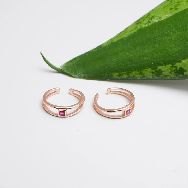 Rosegold Purple Spark Toe Rings - tassyasilver.com