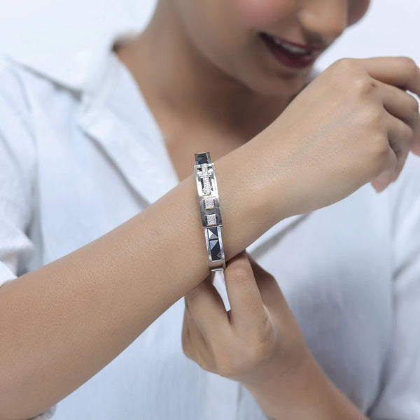 Tassya Silver Bronze Grid Cuff for women