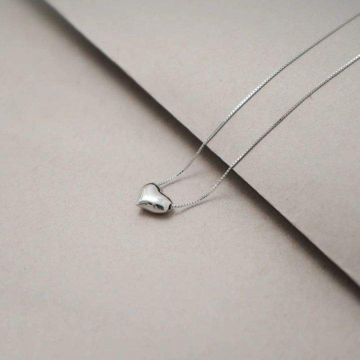 Silver Classic Heart Chain Pendant - tassyasilver.com