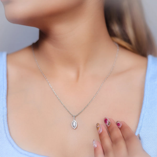 Silver Crystal Glint Chain Pendant - tassyasilver.com