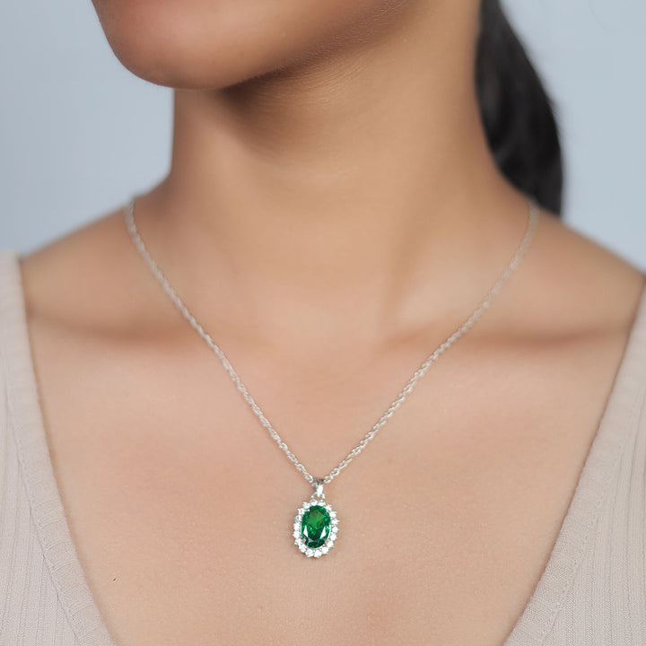 Silver Emerald Blaze Chain Pendant - tassyasilver.com