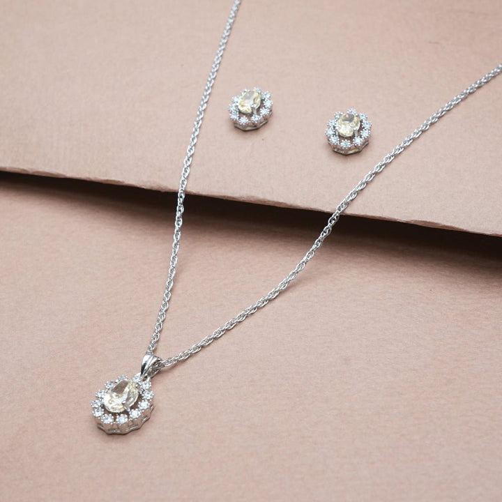 Silver Golden Diamond Chain Pendant Studs - tassyasilver.com
