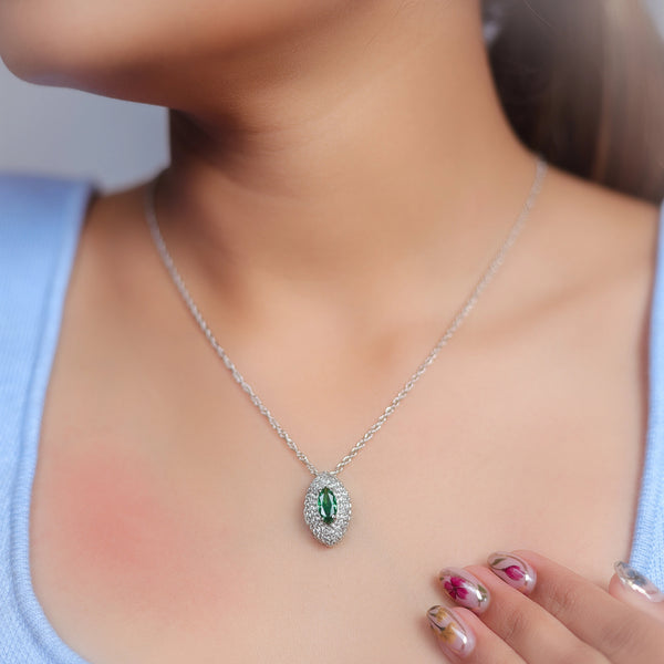Silver Green Envy Gleam Chain Pendant - tassyasilver.com
