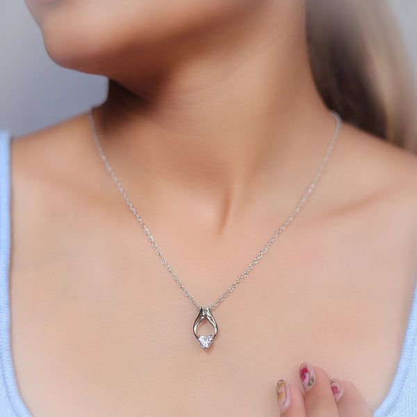 Silver Heart Glow Chain Pendant - tassyasilver.com