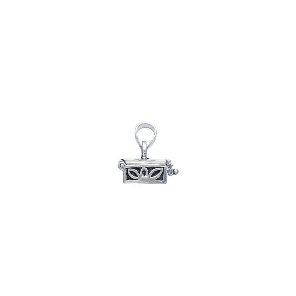 Tassya Silver silver Lotus Scroll pendant in 925 sterling silver