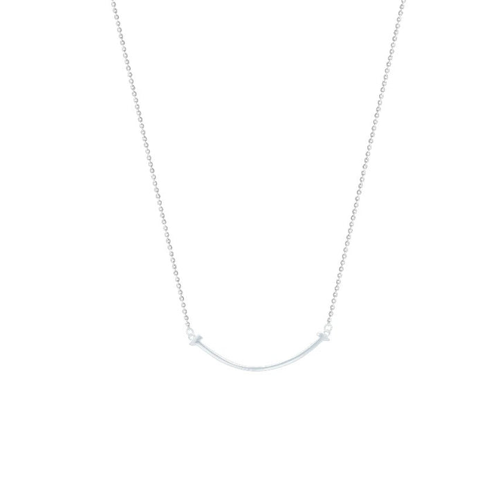 Tassya Silver Minimalist Arc Chain Pendant for women