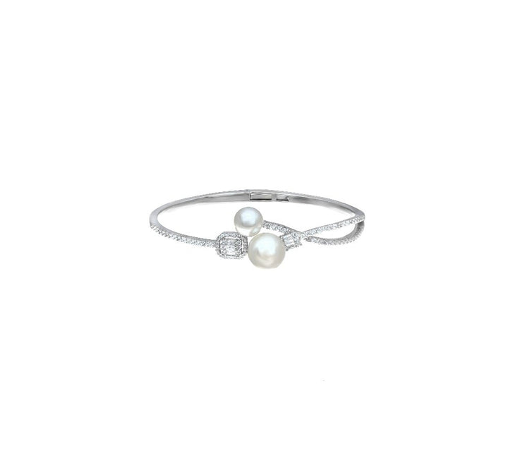 Silver Pearl Diamond Embrace Kada - tassyasilver.com