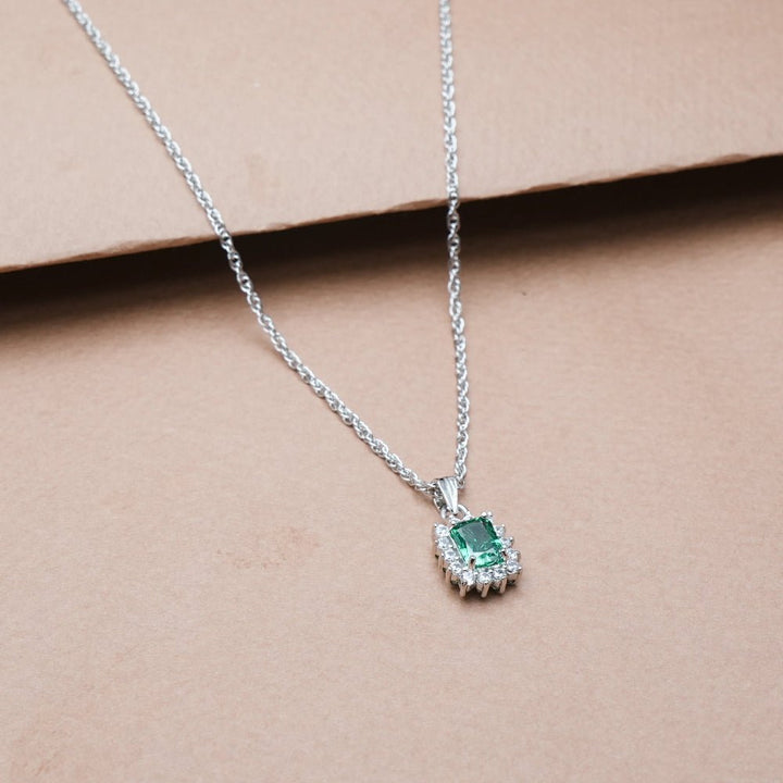 Silver Royal Crest Chain Pendant - tassyasilver.com