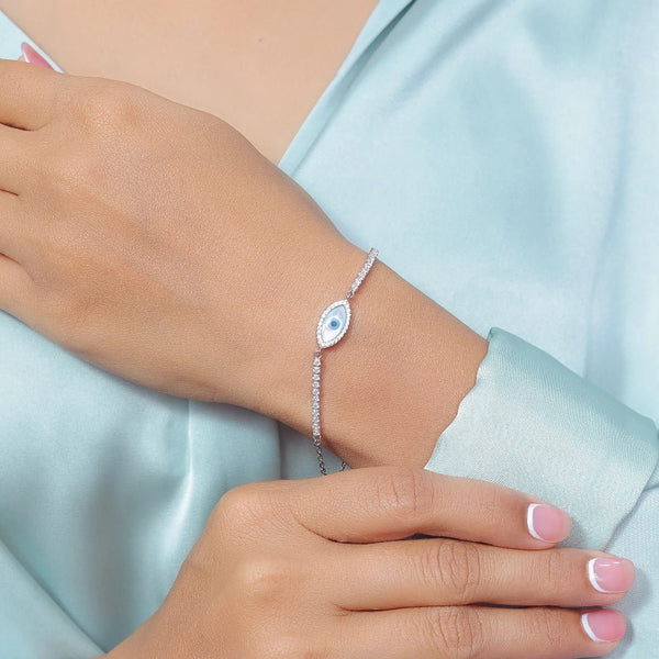 Silver Serene Eye Bracelet - tassyasilver.com