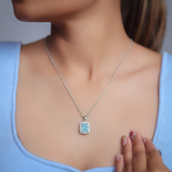 Silver Sky Blue Spark Chain Pendant - tassyasilver.com