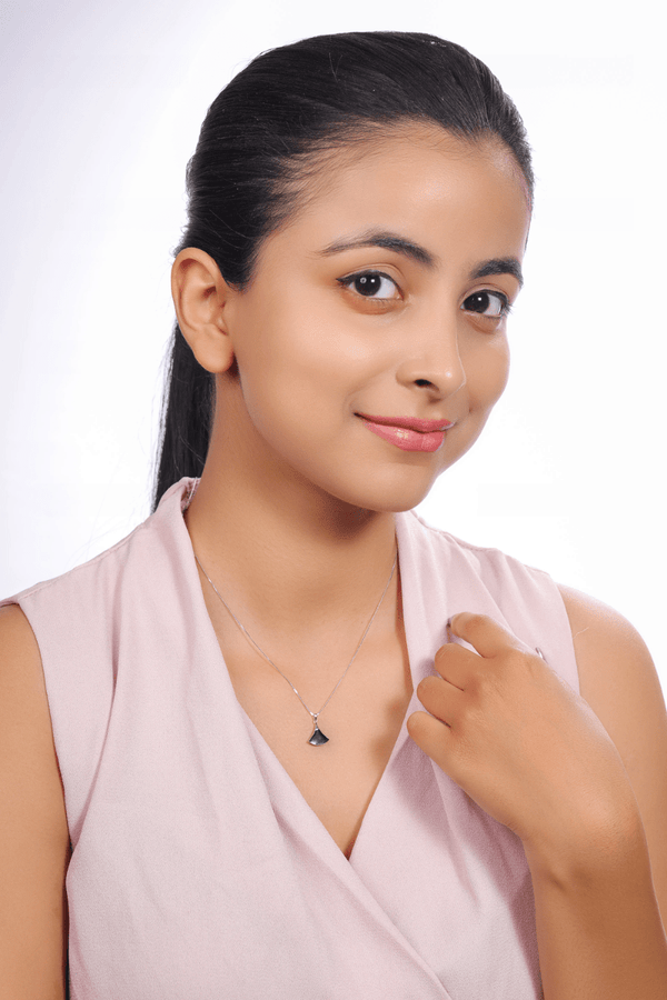 Silver Sleek Fan Drop Chain Pendant - tassyasilver.com