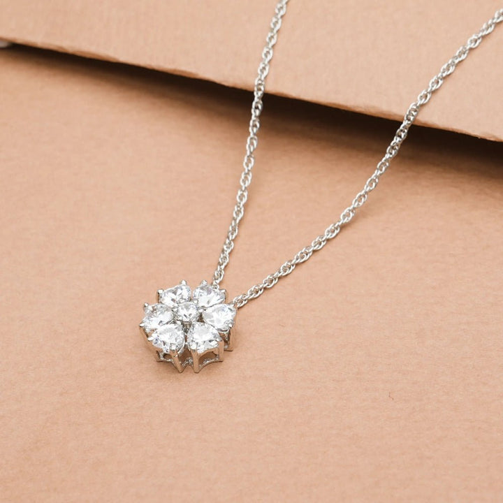 Silver Snowflake Spark Chain Pendant - tassyasilver.com