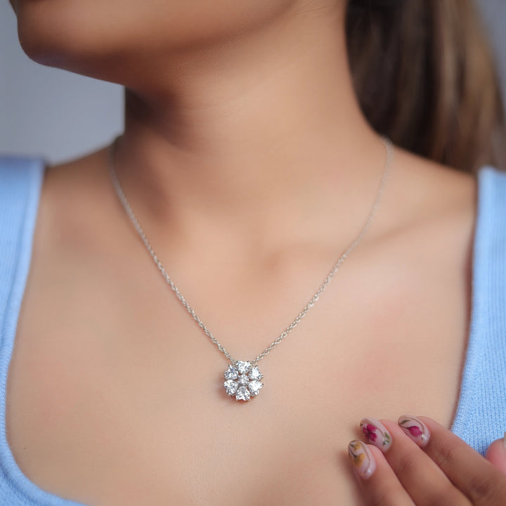 Silver Snowflake Spark Chain Pendant - tassyasilver.com