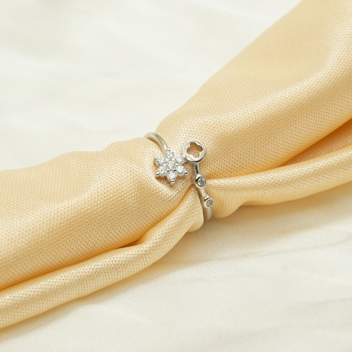 Silver Starlit Key Ring - tassyasilver.com