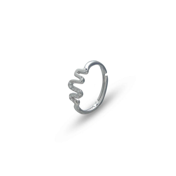 Tassya Silver Wave Gleam Ring in 925 sterling silver.