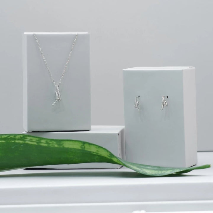 Silver Wavy Sparkle Chain Pendant Top - tassyasilver.com