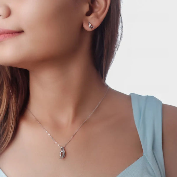 Tassya Silver Silver Wavy Sparkle sterling silver chain pendant with top