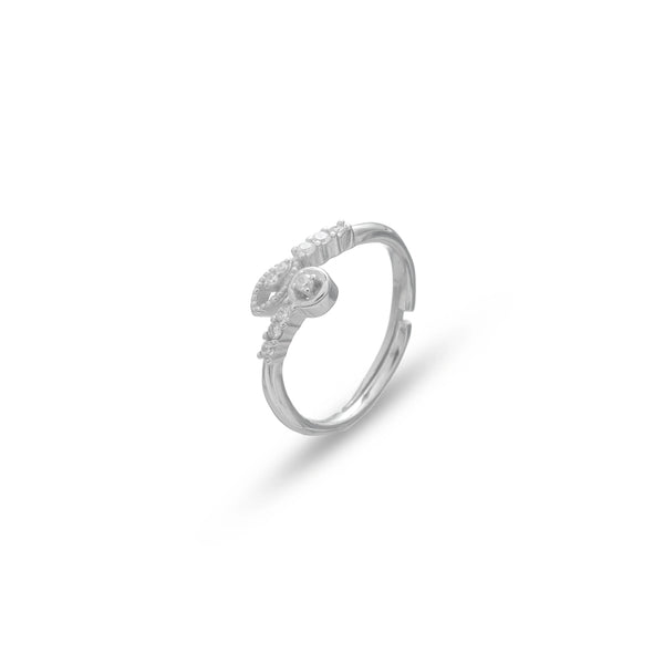 Tassya Silver Zevia Loop Ring in 925 sterling silver.